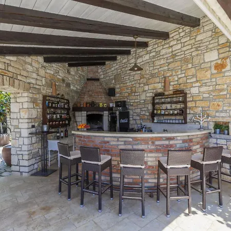 Villa Stancija Dujuni By Interhome Gljuscici
